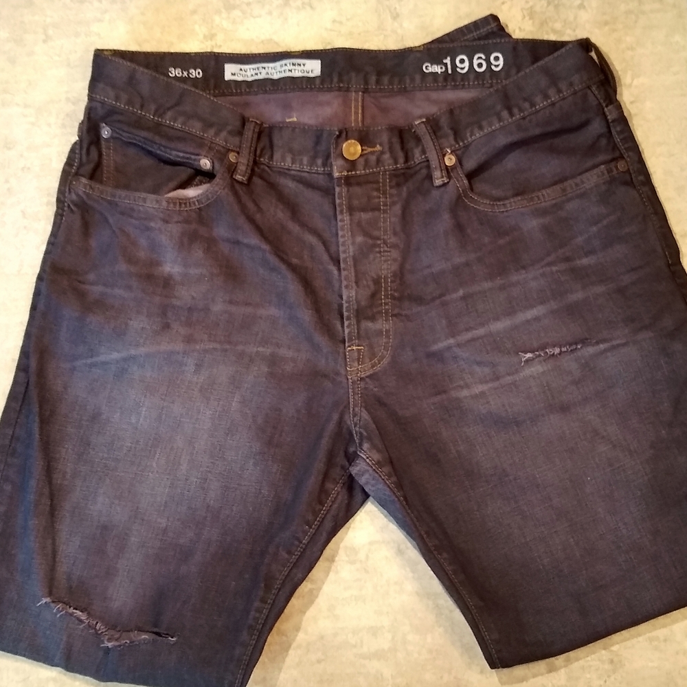 Gap - Picture 2 of 2